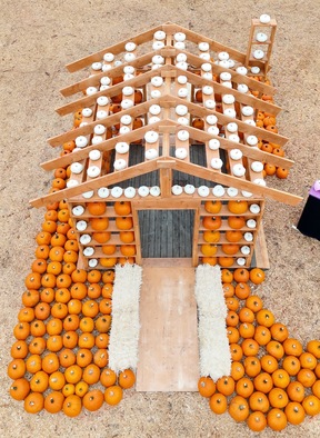 House display created with pumpkins